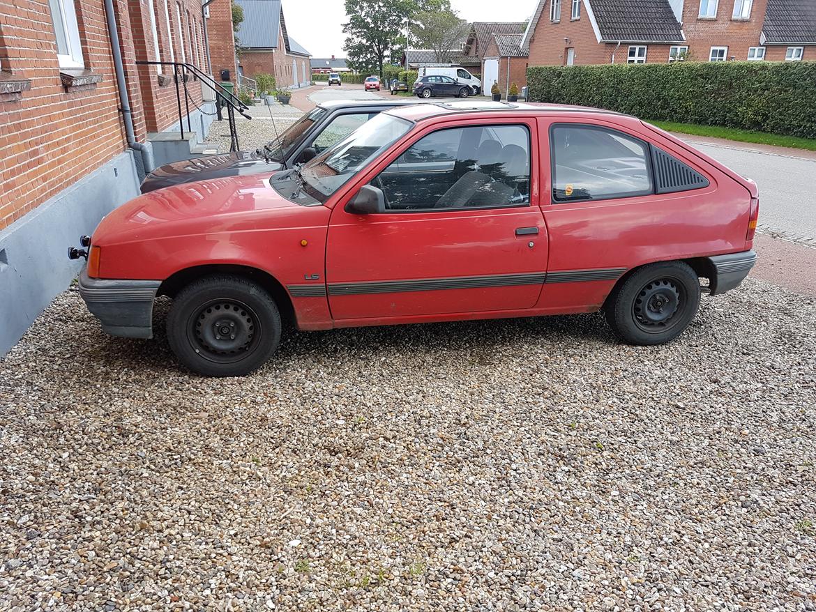Opel Kadett E (tidligere bil) billede 1