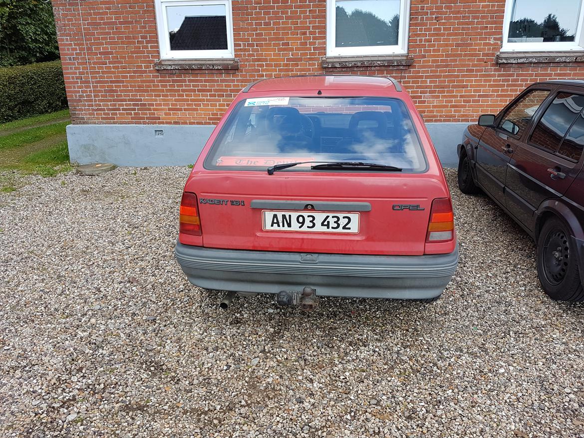 Opel Kadett E (tidligere bil) billede 4
