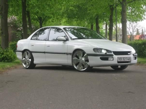 Opel Omega B MV6 • Cadillac •  billede 38