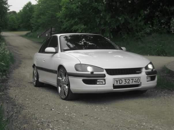 Opel Omega B MV6 • Cadillac •  billede 42