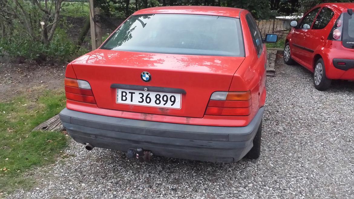BMW 316i. (Solgt)  - Endelig kom der plader på :D  billede 7