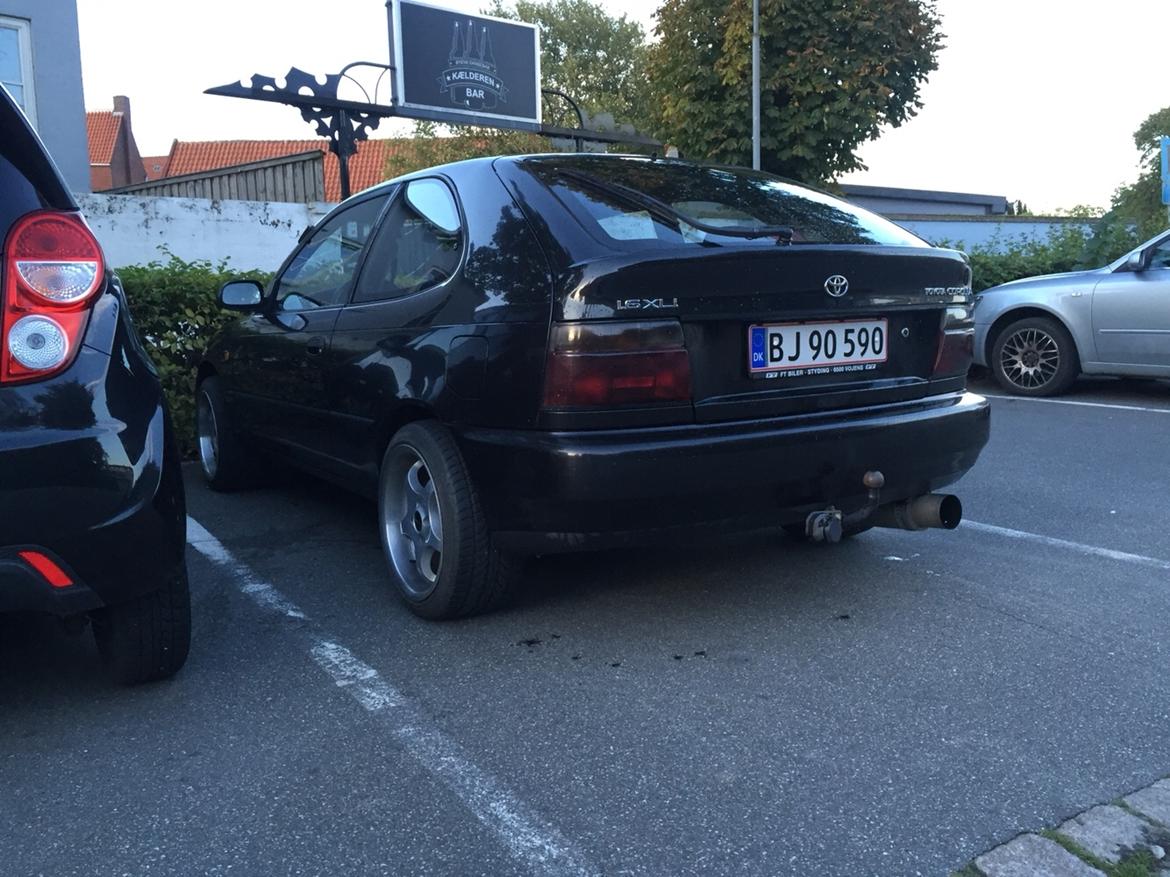 Toyota Corolla E10 (solgt) billede 4