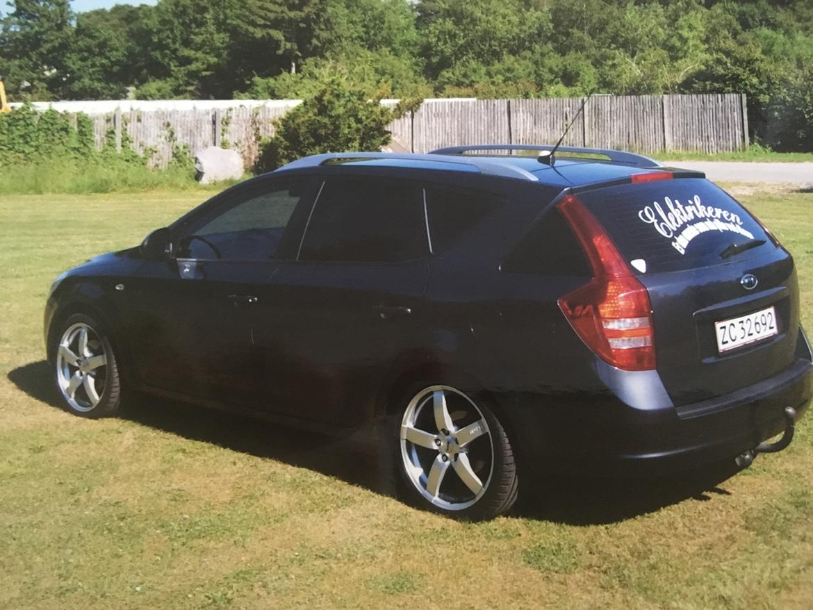 Kia Ceed Sw *Solgt* billede 2