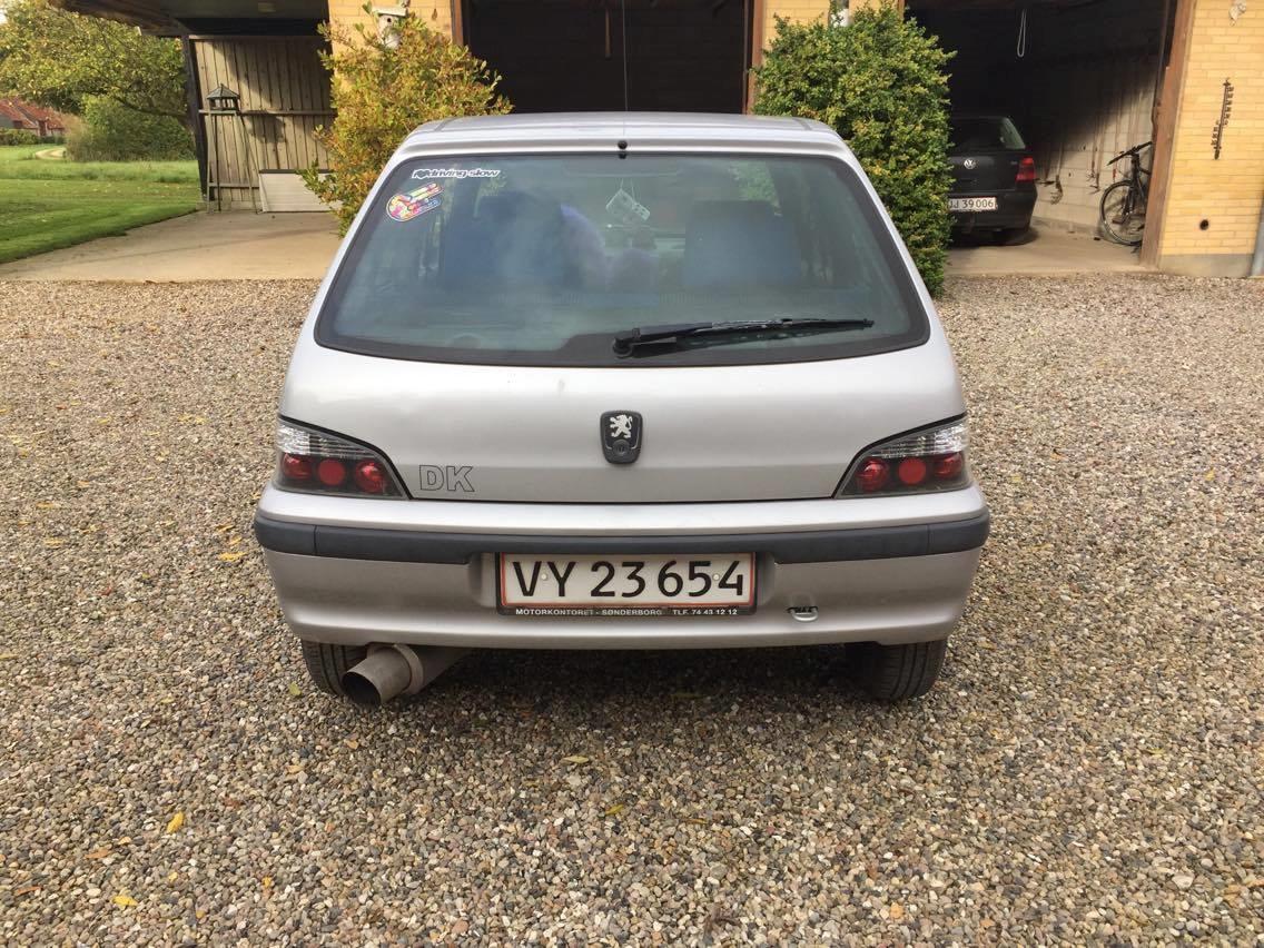 Peugeot 106 i billede 7