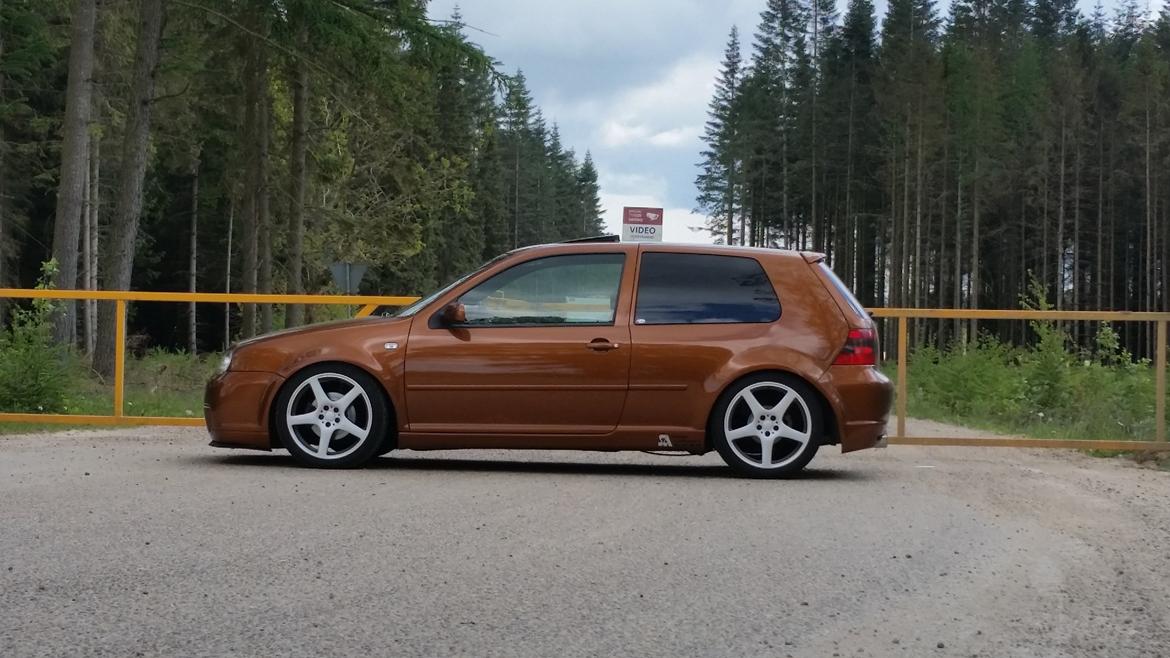 VW Golf 4 1.9 R-TDI [Tidl. bil] billede 4