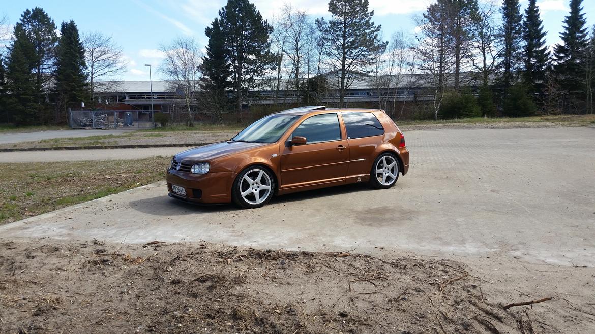 VW Golf 4 1.9 R-TDI [Tidl. bil] billede 2