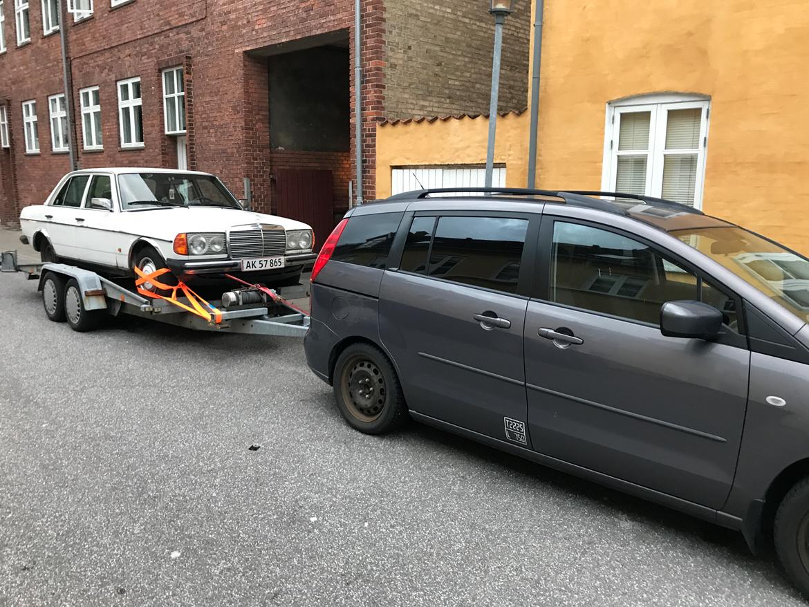 Mercedes Benz E200 W123 billede 2