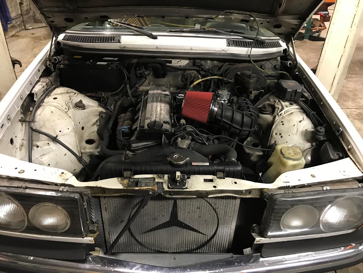 Mercedes Benz E200 W123 billede 31