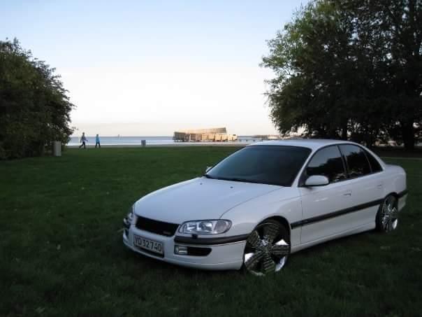 Opel Omega B MV6 • Cadillac •  billede 47