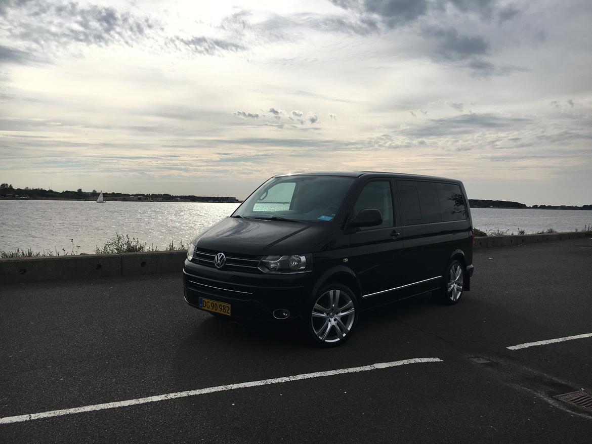 VW multivan comfortline (kort) - Ny poleret og nu med tonede ruder (2017) :-) billede 5