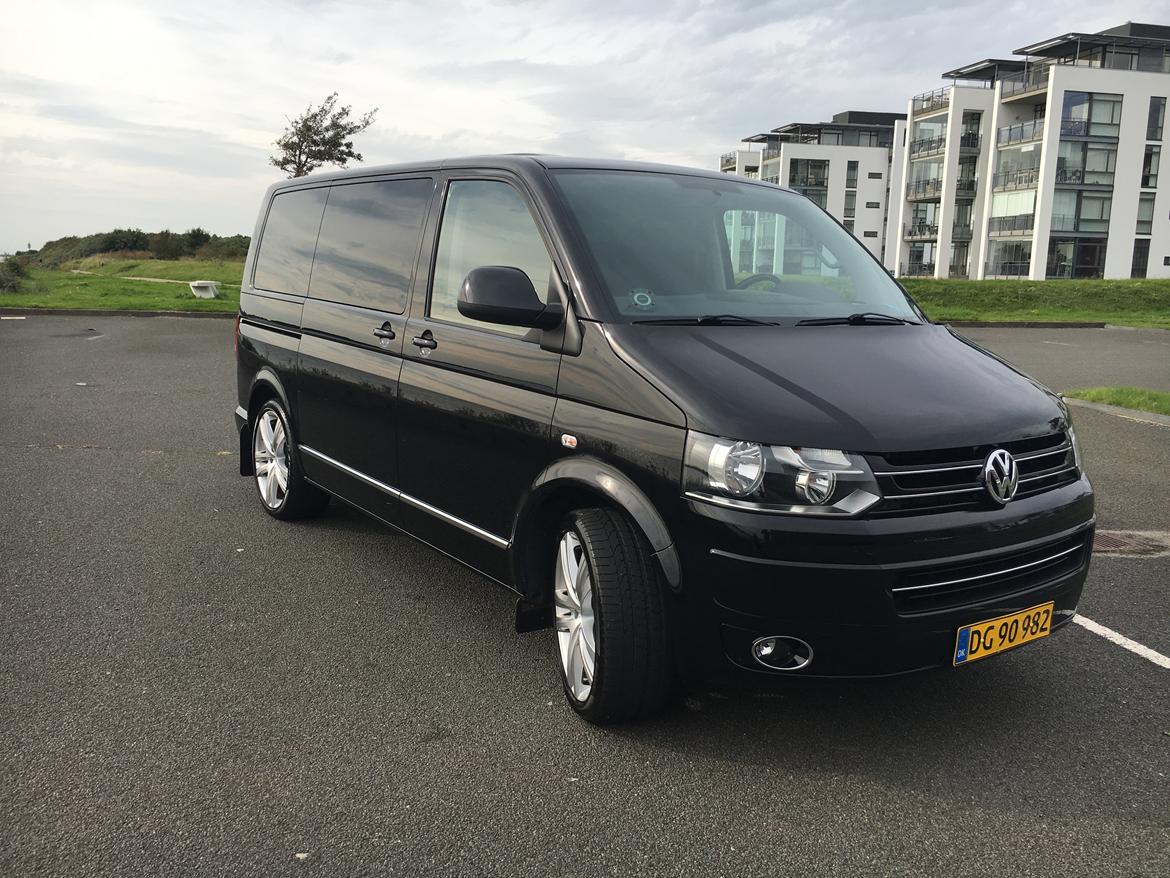VW multivan comfortline (kort) - Ny poleret og nu med tonede ruder (2017) :-) billede 11