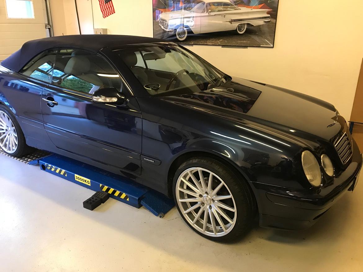 Mercedes Benz CLK 320 Cabriolet (A208) billede 9