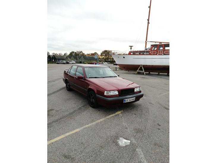 {{currentPhoto.altText}} billede {{currentPhoto.number}}