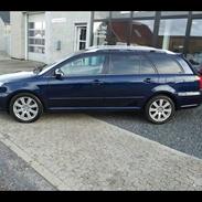 Toyota Avensis (solgt) 