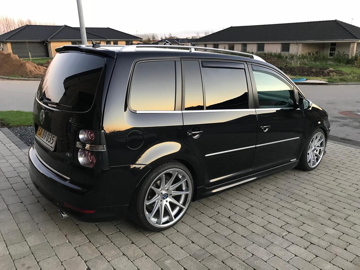 VW Touran 2,0 TDI DSG 170hk Highline billede 3