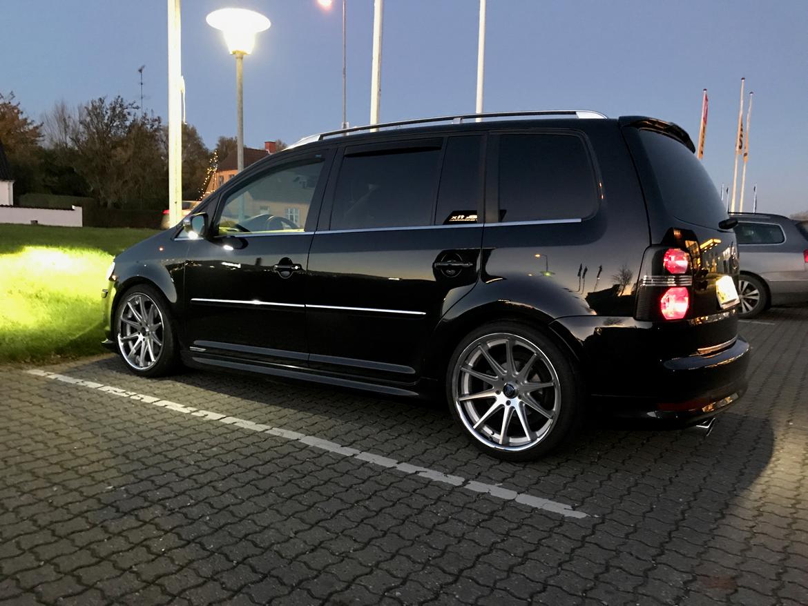 VW Touran 2,0 TDI DSG 170hk Highline billede 17