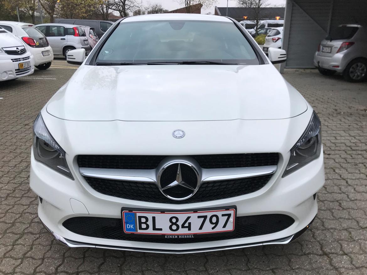 Mercedes Benz CLA 200 *Shooting Brake* billede 1