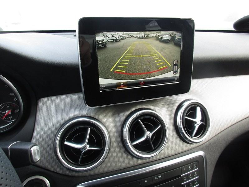 Mercedes Benz CLA 200 *Shooting Brake* billede 7
