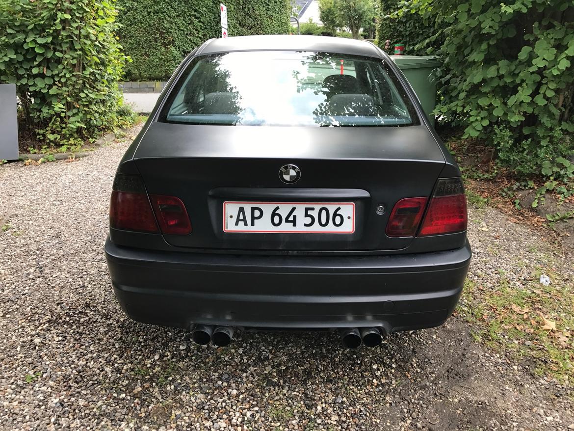 BMW 320i billede 6