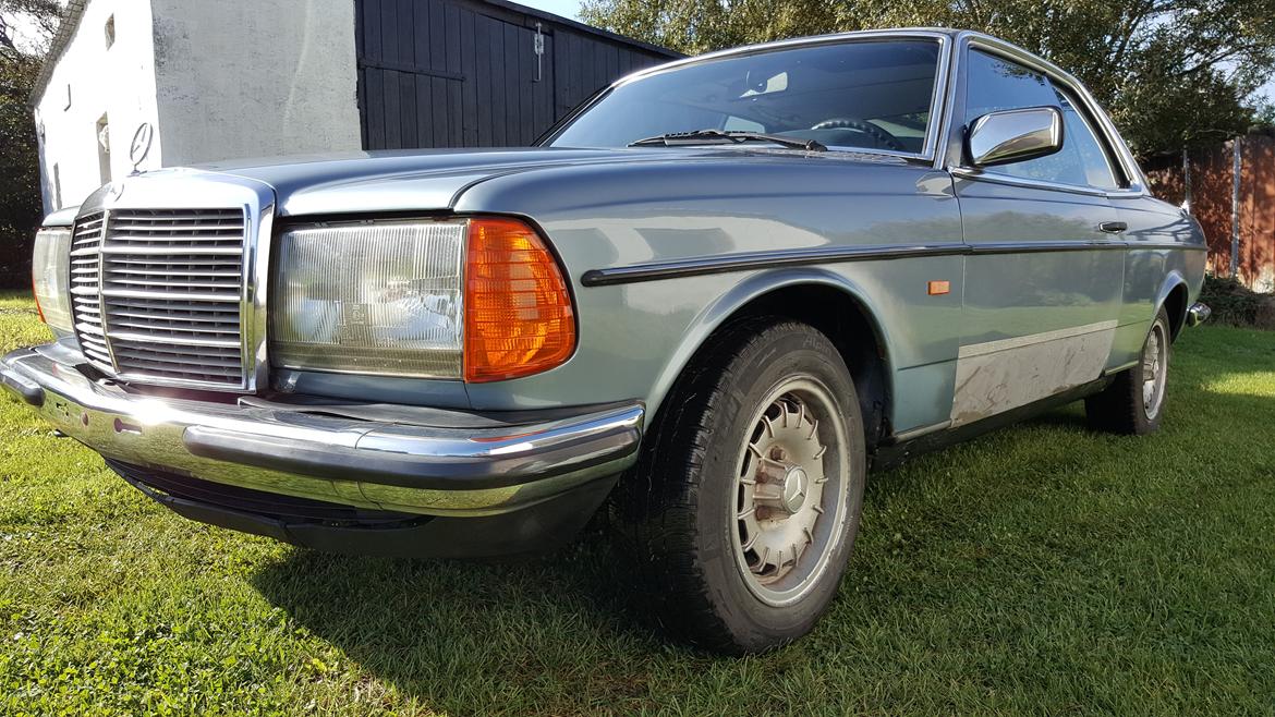 Mercedes Benz W123 280CE * TIDL. BIL *. billede 5