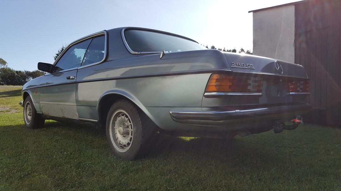 Mercedes Benz W123 280CE * TIDL. BIL *. billede 12