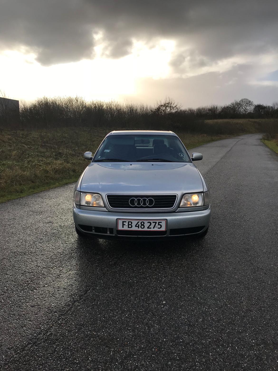 Audi A6 {4A,C4} billede 2