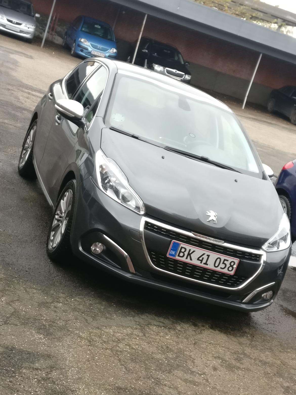 Peugeot 208 Desire Sky billede 5