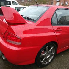 Mitsubishi Lancer Evolution VIII FQ300 