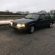 Volvo 945