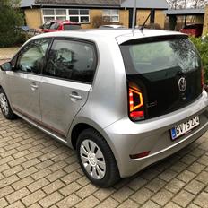 VW UP 1.0 MPI 60 ASG