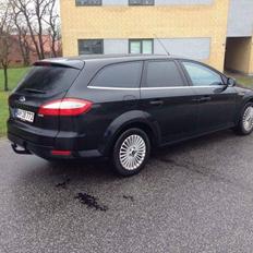 Ford Mondeo Mk IV 2.0 TDCi DPF Titanium
