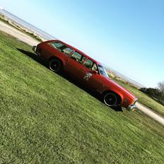 Chevrolet Malibu Van V8 350