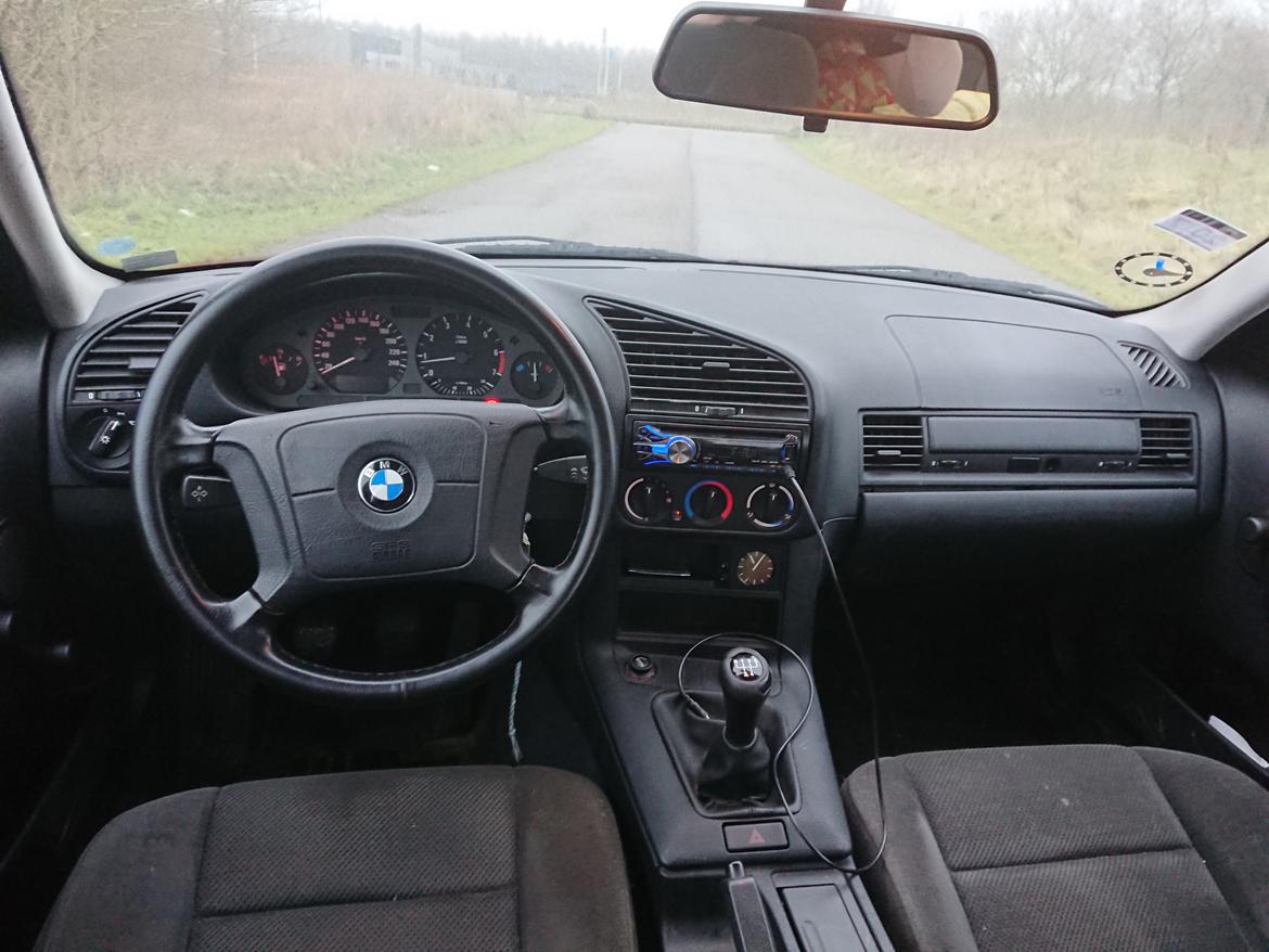 BMW E36 316i billede 8