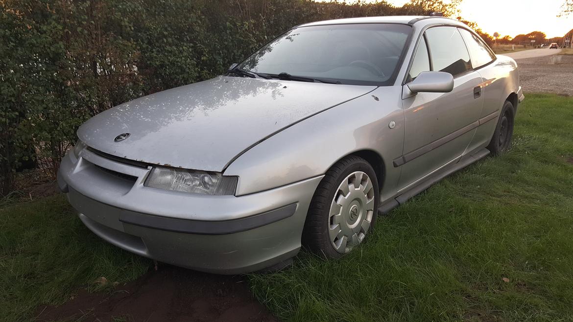 Opel Calibra A Sports Coupé 2,0i 8v - Fronten af bilen billede 3