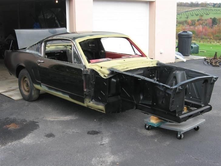 Amerikaner Mustang FastBack 2+2 - Billeder fra USA lige lånt da jeg ikke nød at få billeder af min inden den kom i garage.. billede 1