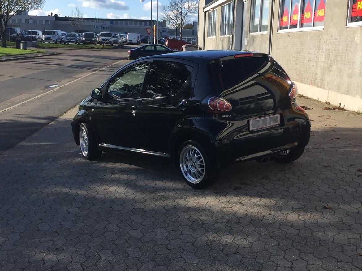 Toyota Aygo Blackline  billede 3