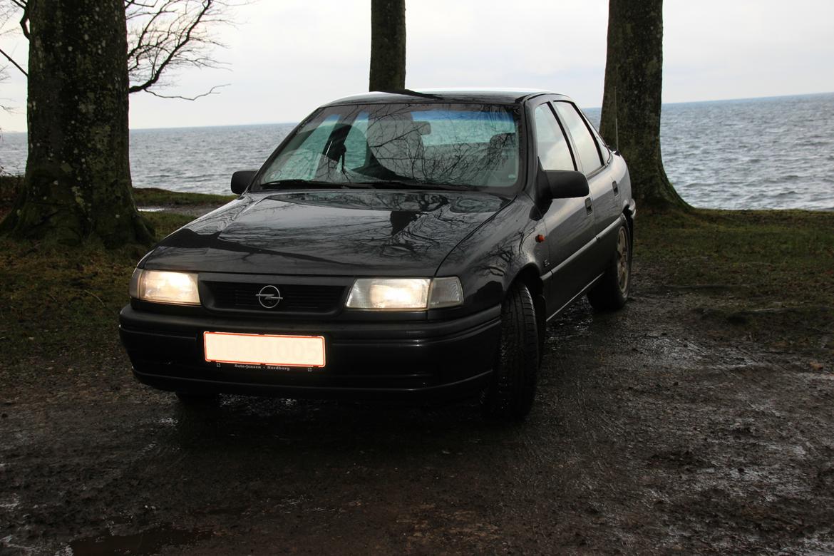 Opel Vectra A 1.6 billede 3