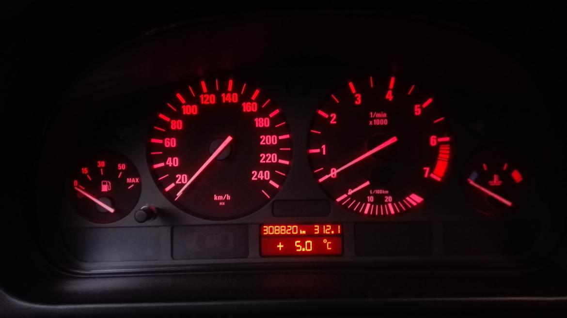 BMW e39 528i  billede 11