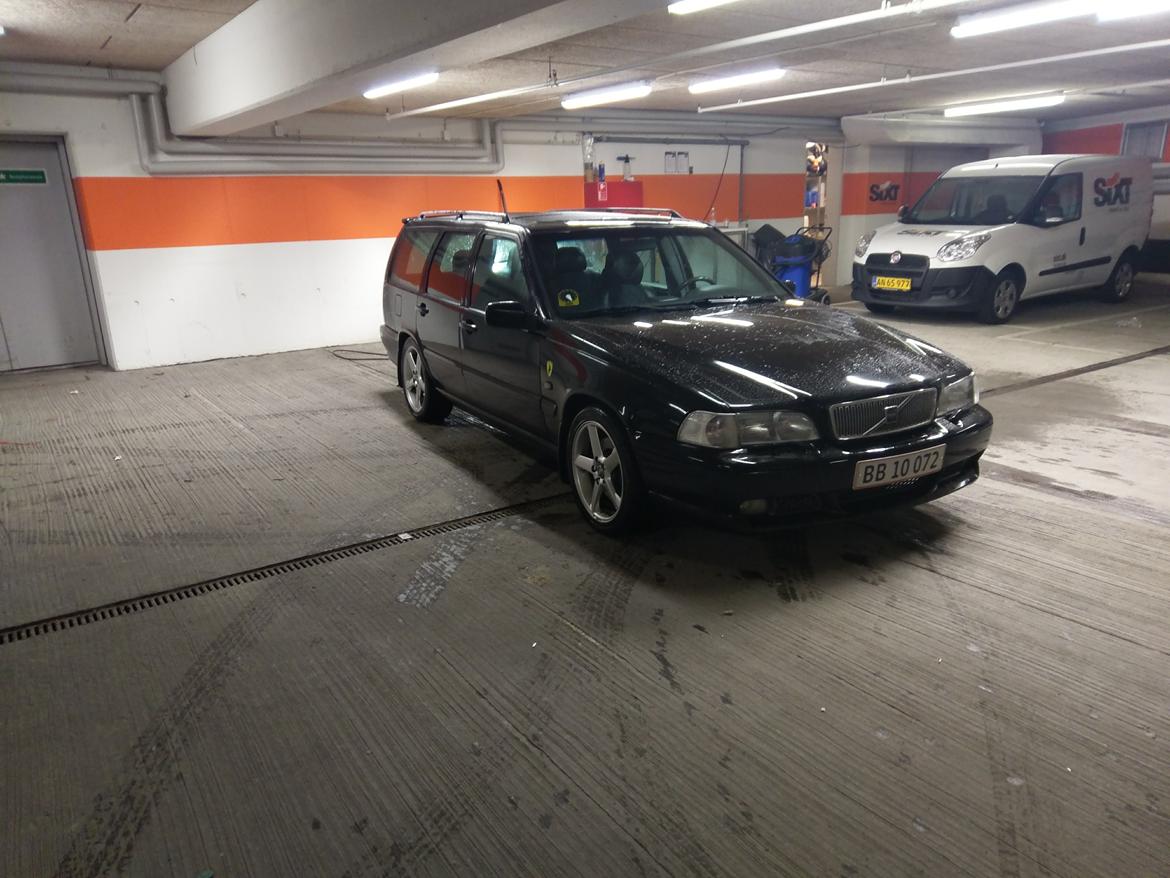 Volvo V70R AWD billede 8