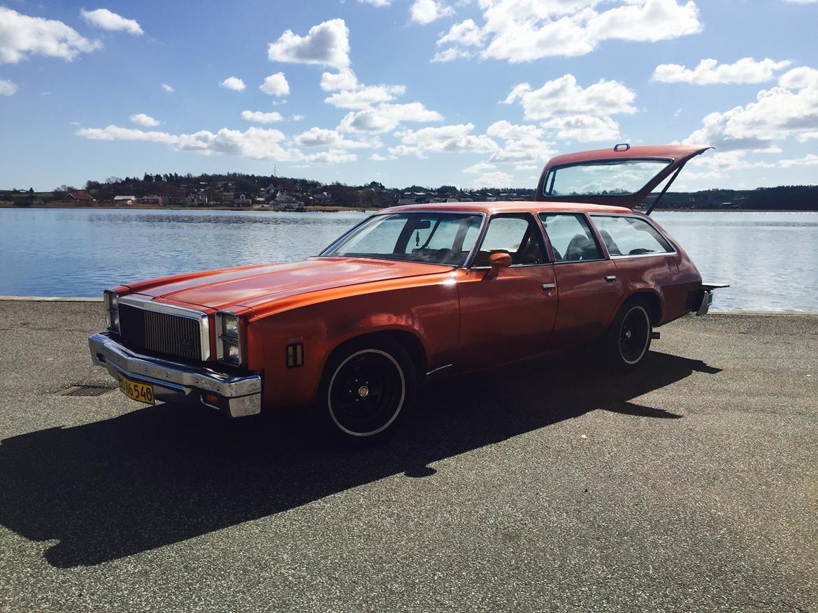 Chevrolet Malibu Van V8 350 billede 2