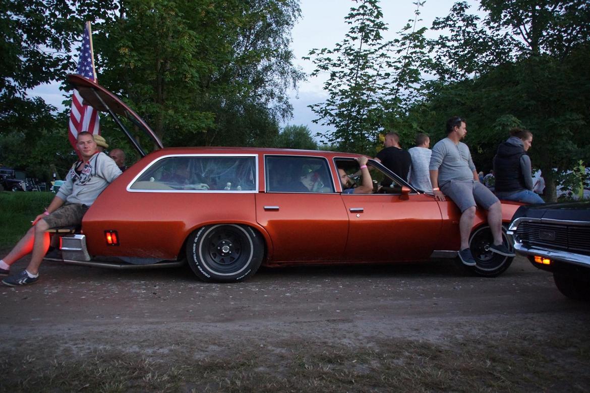 Chevrolet Malibu Van V8 350 - Slog rekorden med flest folk i/på bilen til US Car Camp ;) billede 8