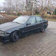 BMW E36 328i