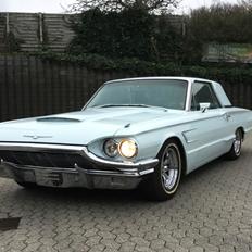Ford Thunderbird