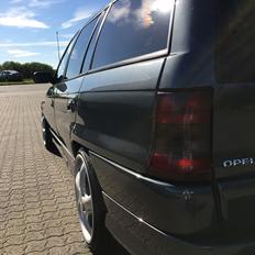 Opel Astra F MV6 3.0 V6 F28 6gear Caravan
