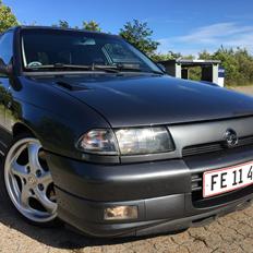 Opel Astra F MV6 3.0 V6 F28 6gear Caravan