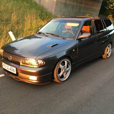 Opel Astra F MV6 3.0 V6 F28 6gear Caravan