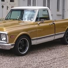 Chevrolet C 10 cheyenne pickup