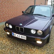 BMW e30 316i Touring Design Edition