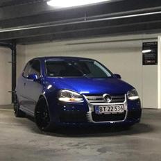 VW Golf V R32 Manuel