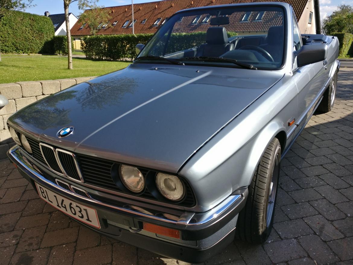 BMW 320i Cabriolet VFL. - Solgt billede 2